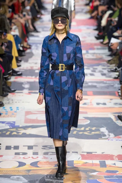 Look 34